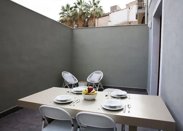 Centre Torres De Quart דירה