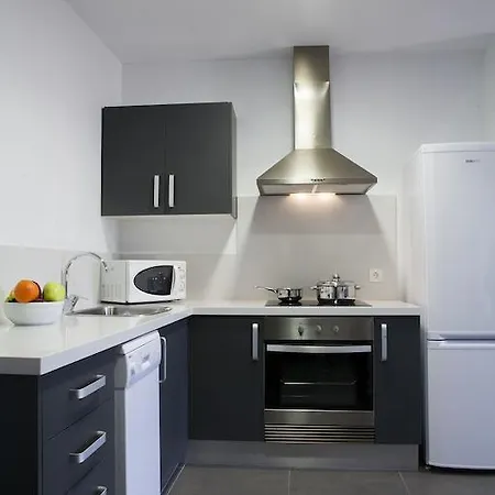 Апартаменты Centre Torres De Quart *