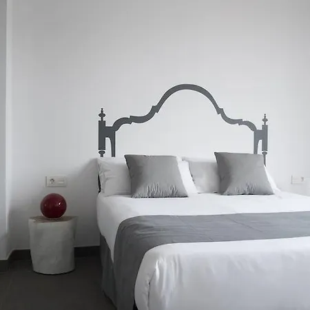 Апартаменты Centre Torres De Quart *